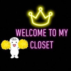 Hi! Welcome To My Closet!!